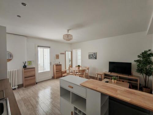 Apartment in a manor house - Location saisonnière - Le Plessis-Robinson