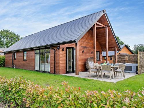 3 Bed in Swansea oc-91721, Killay