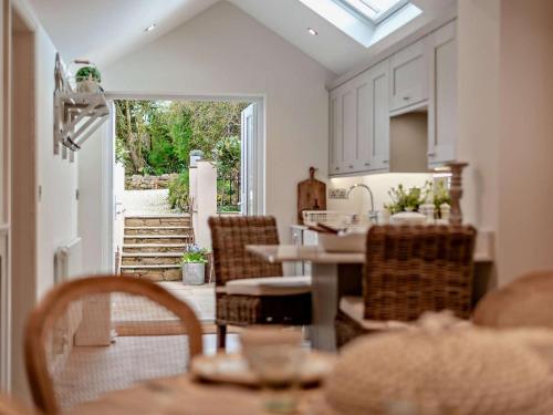 المرافق, 2 Bed in Maryport oc-94787 in Maryport