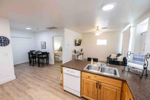 Konyha, Maple Canyon w/Kitchen&wash+dry in Spring City (UT)