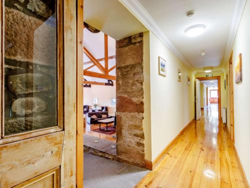 Зручності, 8 Bed in Kirriemuir oc-ca261 in Кірріемуір