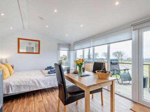 1 Bed in Dalry oc-91418 gîte à louer Kilbirnie