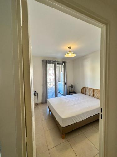 F2 proche des plages Juan les pins - Location saisonnière - Antibes