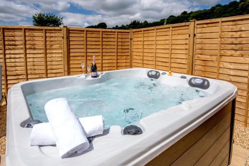 Blackdown Luxury Shepherds Huts in Ashill (Devon)