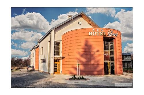 Hotel Lord Krosno