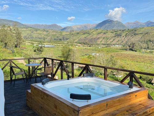 Domo con jacuzzi y vista panorámica única (Domo con jacuzzi y vista panoramica unica) in Cotacachi
