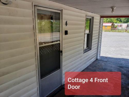 Cottage 4 Duplex In Eckman ATV Fun and Rentals! in Welča (WV)