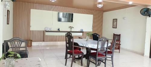 Kemmiu single room in Avenida Agua Grande