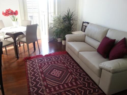 Ai Lattarini House – Palermo, CA