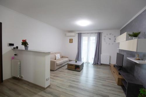 Casa Serena in Rivarolo Del Re Ed Uniti