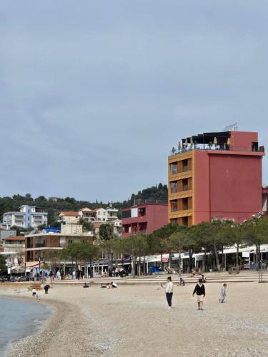 Hotel Veizi