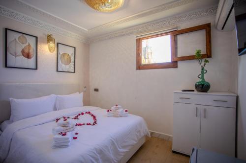سرير, Riad Magana Fès (Riad Magana Fes) in Ben Slimane