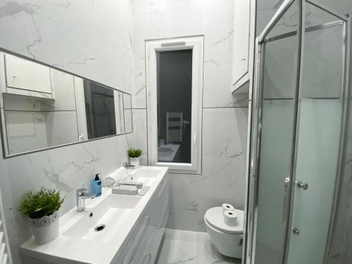 UrbanFlat 72 - Appartement de 3 Chambres St Honore Mermoz - image 3