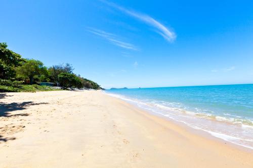 Trinity Beach Pacific