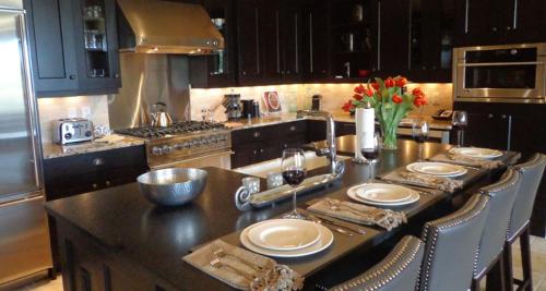 Edgemont 2401 - Luxury Ski-in Ski-out Condo thumb 3