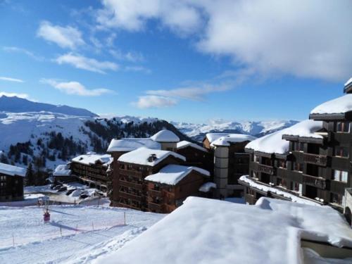 Residence Le Centaure - Bel appartement pour 6 personnes · Ski aux pieds · Vue sur les pistes MAE-05 in La Plagne