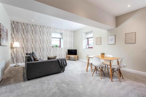 Granary Suite No3 - Donnini Apartments - Coylton