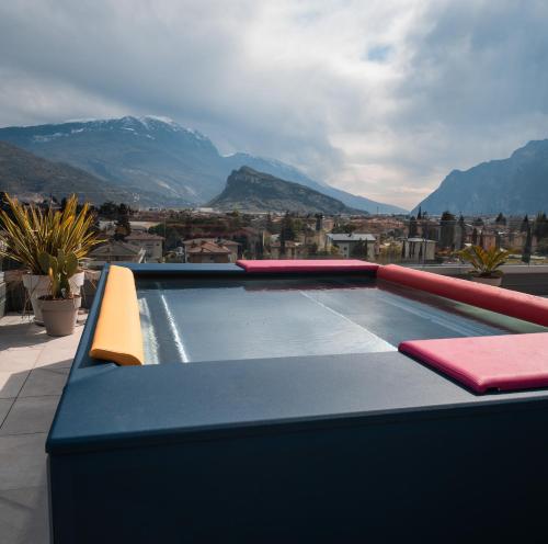 HOODY ACTIVE & HAPPINESS HOTEL - Dro