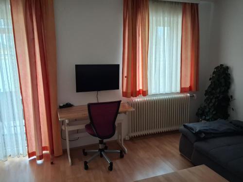 Doppelhaushälfte mit Garten in Linz, Österreich