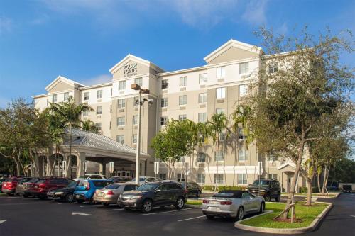 Exterior view, Four Points by Sheraton Fort Lauderdale Airport - Dania Beach in Dania Beach