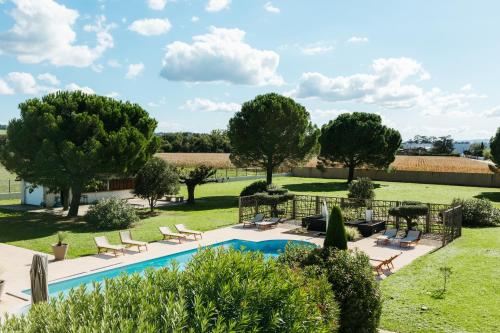 Sous Les Pins