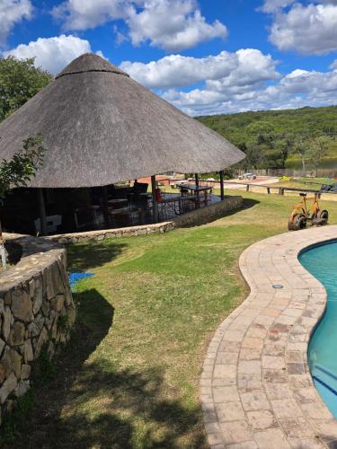Pakanaka Lodges & Resorts, Goromonzi Zimbabwe in 鲁瓦