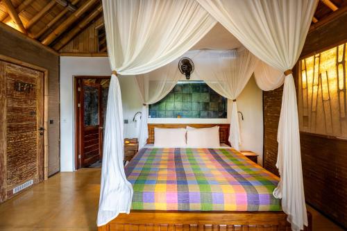 Bamboo Turtles Ecolodge Room Type - Deluxe Double Room