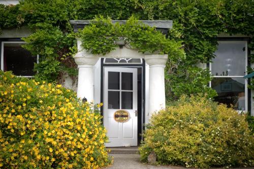 Cuffern Manor - image 14