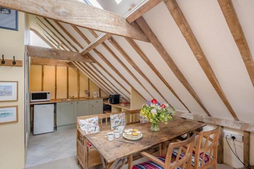 Iekārtas, 1 Bed in Woodbridge oc-o35174 in Monk Soham