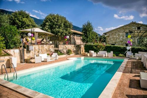 Historic Villa Among Olive Trees Near Assisi