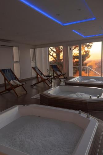 Elegance Hotel Tandil in Tandil