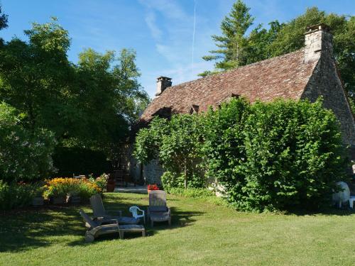 Garden, Larcher en Perigord - Piscine chauffee, calme, proche Sarlat in Saint-Aubin-de-Nabirat