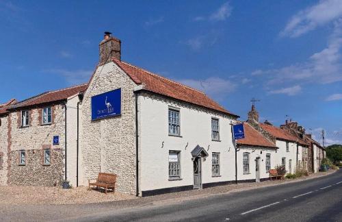 The Ostrich Inn, South Creake, Norfolk 2