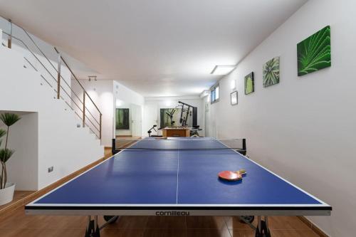 Villa del Sur - Luxury with heated pool and BBQ - image 5