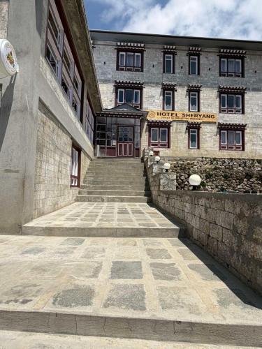 Hotel Sheryang – khách sạn tại Namche