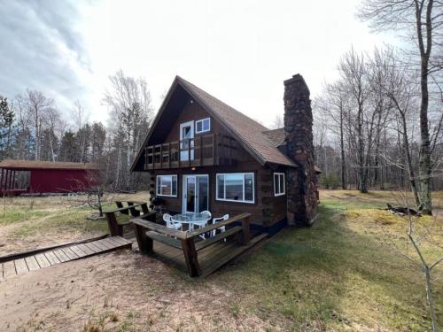 Scott's Superior Inn and Cabins - image 12