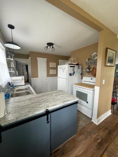 Hood Canal View Cottage in Union (WA)