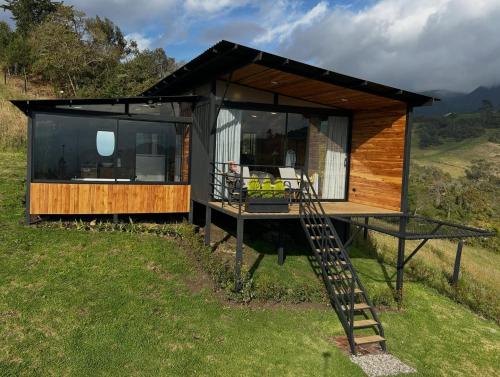 2 double beds