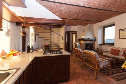 Cascina Bricchetto Langhe in Trezzo Tinella