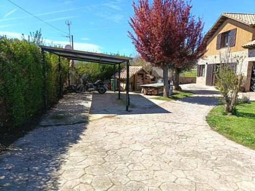 Chalet entre viñedos (Chalet entre vinedos) in La Rioja