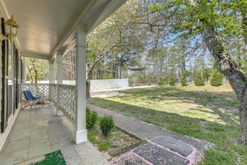 Spacious Norcross Home about 21 Mi to Downtown Atlanta in Norcross, USA