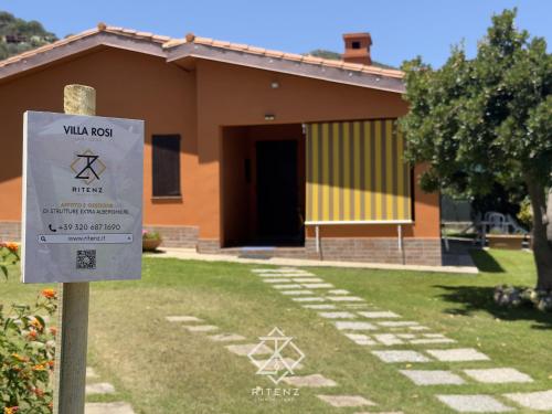 VILLA ROSI - Villa al mare con splendido giardino