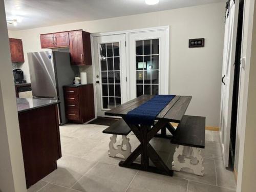 Facilities, Sunnyside Rental in McHenry (IL)