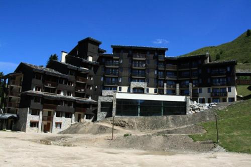 Résidence Le Centaure - 5 Pièces pour 10 Personnes 551 (Residence Le Centaure - Bel appartement lumineux · Residence avec acces direct aux pistes · Vue sur ) in La Plagne
