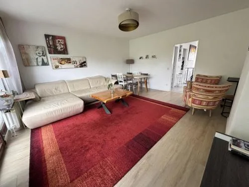 Exclusive Maisonette 90qm Parkplatz Balkon Citynah in Seevetal, Deutschland