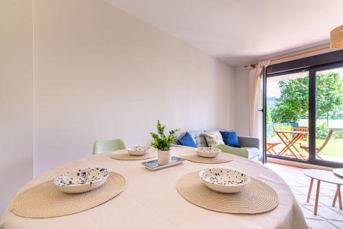 Dúplex con jardín (Duplex con jardin) in Pomaluengo
