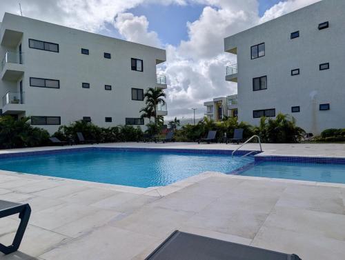 Salt & Breeze Villa in Plantation Village