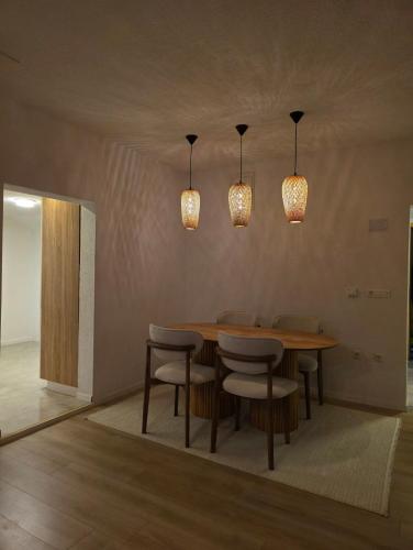 Iseni Apartments in กินยีลาเน