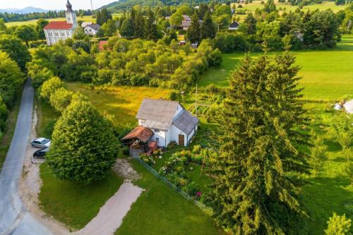 Hotelli välisilme, 2 BR House By The Creek near Plitvice Lakes - Happy Rentals in Vrelo Koreničko