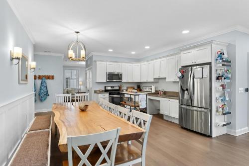 8609 Landis Ave, Condo 201 in Sea Isle City